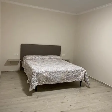 Casa Miron - Goelba 公寓 *